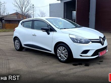 Белый Рено Клио, объемом двигателя 1.5 л и пробегом 179 тыс. км за 9900 $, фото 1 на Automoto.ua