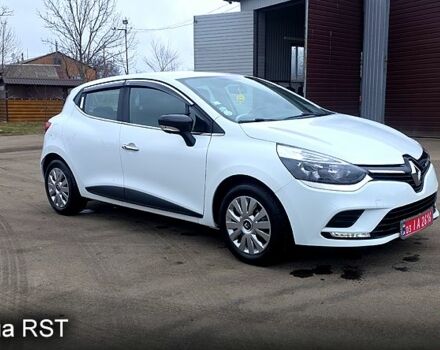 Белый Рено Клио, объемом двигателя 1.5 л и пробегом 179 тыс. км за 9900 $, фото 1 на Automoto.ua
