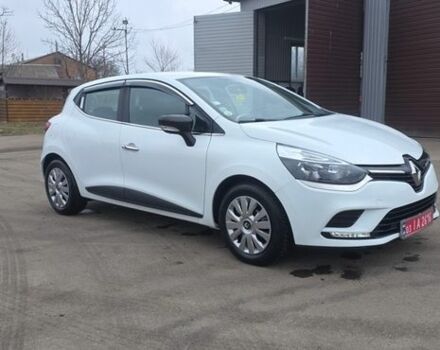 Белый Рено Клио, объемом двигателя 1.5 л и пробегом 179 тыс. км за 9900 $, фото 1 на Automoto.ua