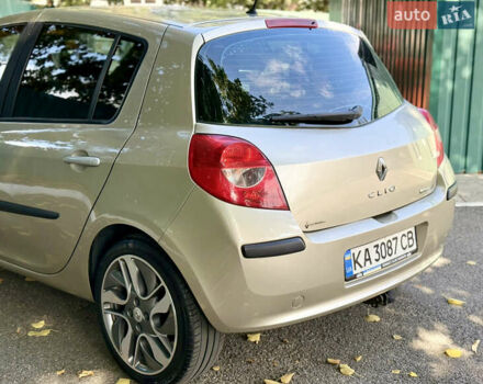 Бежевый Рено Клио, объемом двигателя 1.6 л и пробегом 191 тыс. км за 6000 $, фото 9 на Automoto.ua