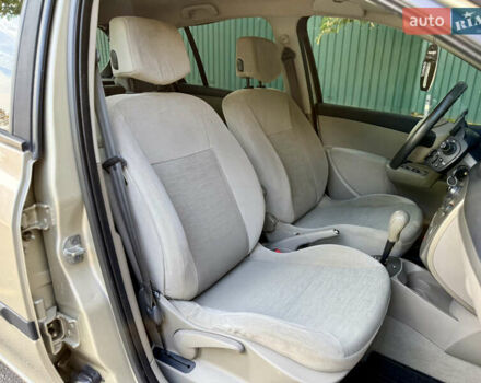 Бежевый Рено Клио, объемом двигателя 1.6 л и пробегом 191 тыс. км за 6000 $, фото 13 на Automoto.ua