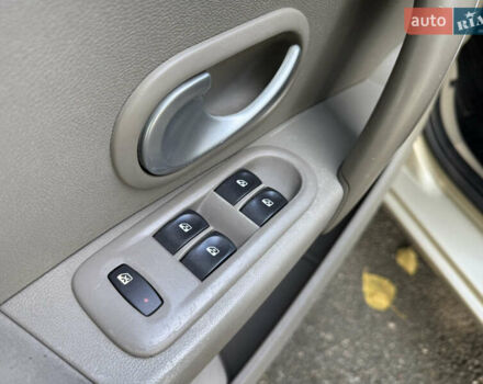 Бежевый Рено Клио, объемом двигателя 1.6 л и пробегом 191 тыс. км за 6000 $, фото 19 на Automoto.ua