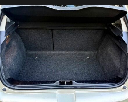 Бежевий Рено Кліо, об'ємом двигуна 0 л та пробігом 150 тис. км за 5555 $, фото 7 на Automoto.ua