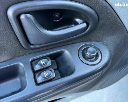 Бежевый Рено Клио, объемом двигателя 1.4 л и пробегом 228 тыс. км за 2790 $, фото 15 на Automoto.ua