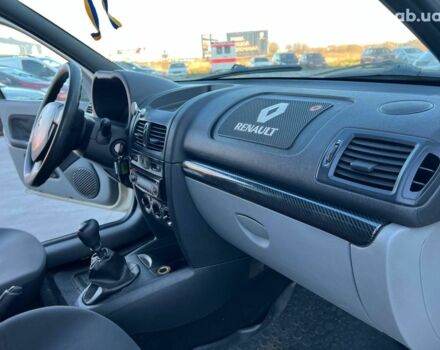 Бежевый Рено Клио, объемом двигателя 1.4 л и пробегом 228 тыс. км за 2790 $, фото 35 на Automoto.ua