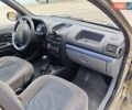 Бежевый Рено Клио, объемом двигателя 1.39 л и пробегом 315 тыс. км за 2700 $, фото 10 на Automoto.ua