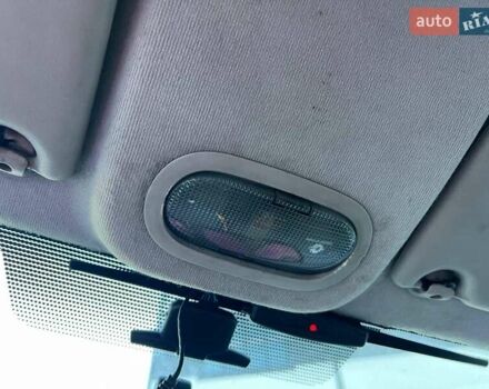 Бежевый Рено Клио, объемом двигателя 1.4 л и пробегом 228 тыс. км за 2790 $, фото 30 на Automoto.ua