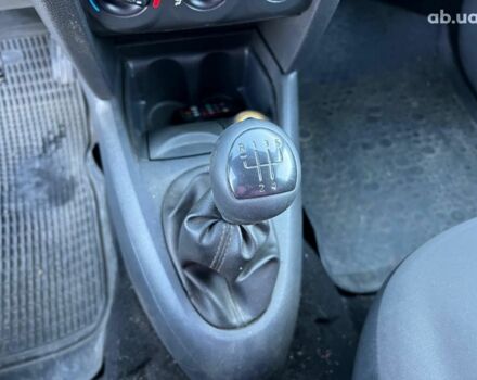 Бежевый Рено Клио, объемом двигателя 1.4 л и пробегом 228 тыс. км за 2790 $, фото 28 на Automoto.ua