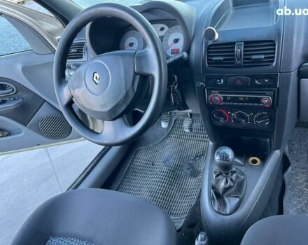 Бежевый Рено Клио, объемом двигателя 1.4 л и пробегом 228 тыс. км за 2790 $, фото 36 на Automoto.ua
