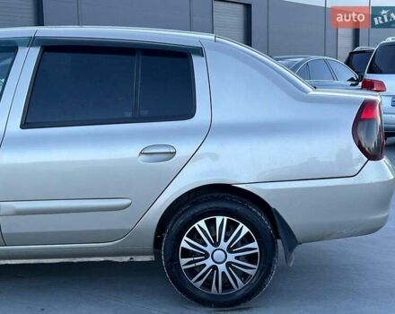 Бежевый Рено Клио, объемом двигателя 1.4 л и пробегом 228 тыс. км за 2790 $, фото 5 на Automoto.ua