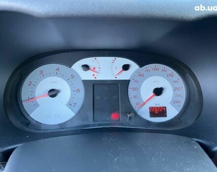 Бежевый Рено Клио, объемом двигателя 1.4 л и пробегом 228 тыс. км за 2790 $, фото 20 на Automoto.ua