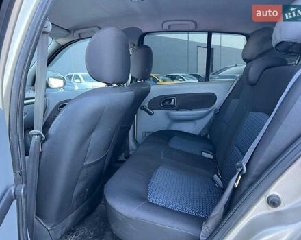 Бежевый Рено Клио, объемом двигателя 1.4 л и пробегом 228 тыс. км за 2790 $, фото 32 на Automoto.ua