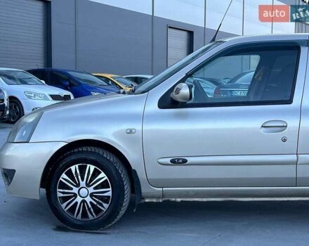 Бежевый Рено Клио, объемом двигателя 1.4 л и пробегом 228 тыс. км за 2790 $, фото 3 на Automoto.ua