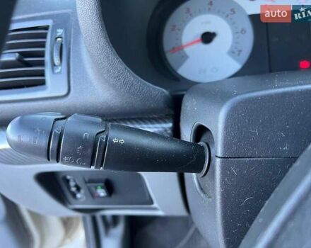 Бежевый Рено Клио, объемом двигателя 1.4 л и пробегом 228 тыс. км за 2790 $, фото 23 на Automoto.ua