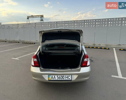 Бежевый Рено Клио, объемом двигателя 1.39 л и пробегом 127 тыс. км за 3499 $, фото 23 на Automoto.ua