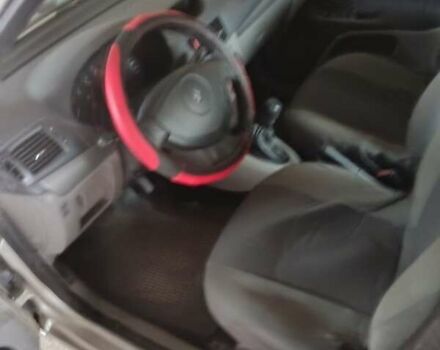 Бежевий Рено Кліо, об'ємом двигуна 1.4 л та пробігом 75 тис. км за 4500 $, фото 5 на Automoto.ua