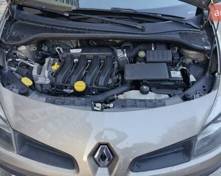 Бежевый Рено Клио, объемом двигателя 1.6 л и пробегом 230 тыс. км за 6999 $, фото 33 на Automoto.ua