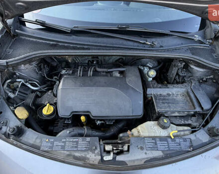 Бежевый Рено Клио, объемом двигателя 1.2 л и пробегом 230 тыс. км за 4750 $, фото 13 на Automoto.ua