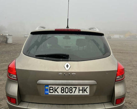 Бежевый Рено Клио, объемом двигателя 1.5 л и пробегом 366 тыс. км за 4850 $, фото 12 на Automoto.ua