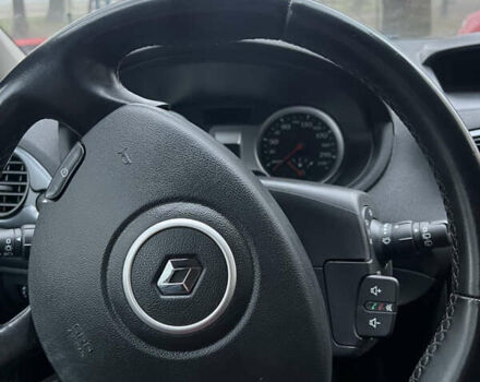 Бежевый Рено Клио, объемом двигателя 1.5 л и пробегом 366 тыс. км за 4850 $, фото 43 на Automoto.ua