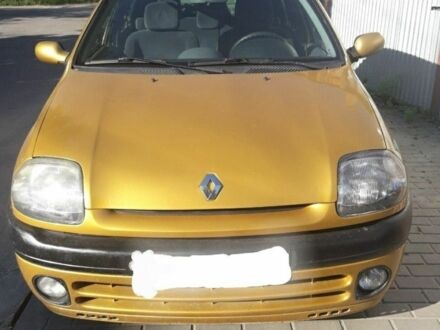 Рено Кліо 2001 у Чернівцях на Automoto.ua Бежевий Рено Кліо, об'ємом двигуна 0 л та пробігом 1 тис. км за 3000 $, фото 1 на Automoto.ua