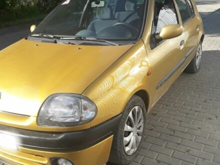 Рено Кліо 2001 у Чернівцях на Automoto.ua Бежевий Рено Кліо, об'ємом двигуна 0 л та пробігом 1 тис. км за 2900 $, фото 1 на Automoto.ua