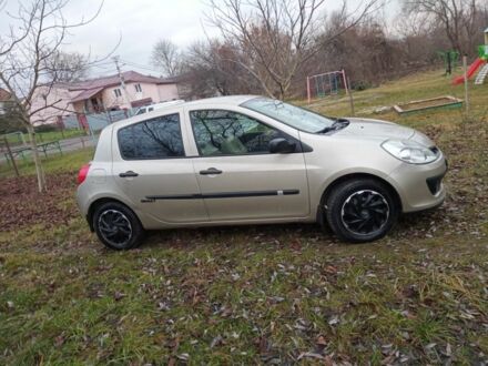 Бежевий Рено Кліо, об'ємом двигуна 1.2 л та пробігом 158 тис. км за 4150 $, фото 1 на Automoto.ua