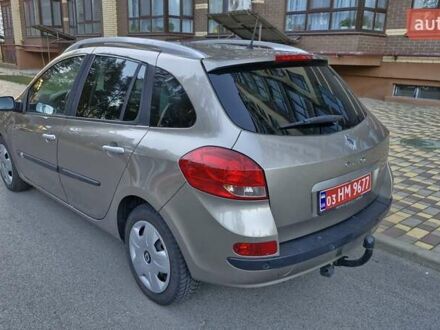 Бежевый Рено Клио, объемом двигателя 1.6 л и пробегом 230 тыс. км за 6999 $, фото 1 на Automoto.ua