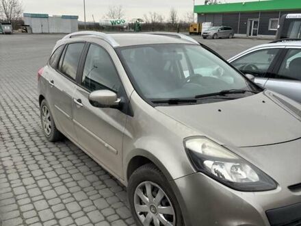 Рено Клио 2012 в Первомайск на Automoto.ua Бежевый Рено Клио, объемом двигателя 1.5 л и пробегом 278 тыс. км за 5500 $, фото 1 на Automoto.ua
