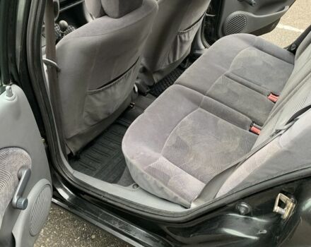 Чорний Рено Кліо, об'ємом двигуна 1.4 л та пробігом 260 тис. км за 2499 $, фото 10 на Automoto.ua