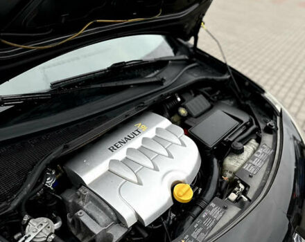 Чорний Рено Кліо, об'ємом двигуна 1.39 л та пробігом 285 тис. км за 4400 $, фото 11 на Automoto.ua