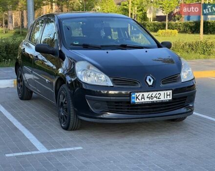 Черный Рено Клио, объемом двигателя 1.15 л и пробегом 234 тыс. км за 3950 $, фото 2 на Automoto.ua