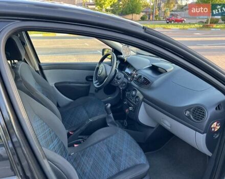 Черный Рено Клио, объемом двигателя 1.15 л и пробегом 234 тыс. км за 3950 $, фото 25 на Automoto.ua