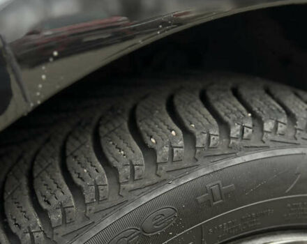 Чорний Рено Кліо, об'ємом двигуна 1.39 л та пробігом 285 тис. км за 4400 $, фото 7 на Automoto.ua