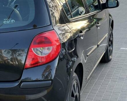 Черный Рено Клио, объемом двигателя 1.15 л и пробегом 234 тыс. км за 3950 $, фото 18 на Automoto.ua