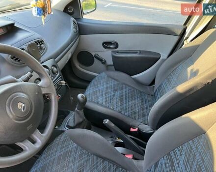 Черный Рено Клио, объемом двигателя 1.15 л и пробегом 234 тыс. км за 3950 $, фото 39 на Automoto.ua