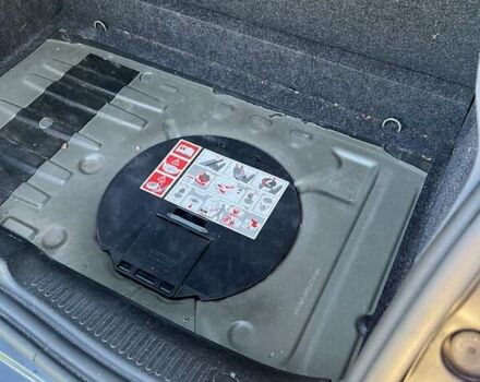 Черный Рено Клио, объемом двигателя 1.15 л и пробегом 234 тыс. км за 3950 $, фото 44 на Automoto.ua