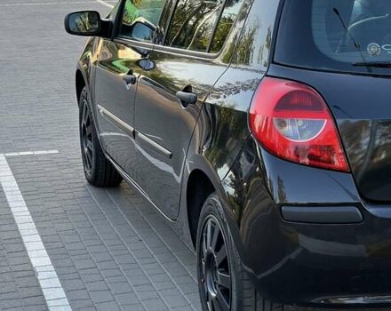 Черный Рено Клио, объемом двигателя 1.15 л и пробегом 234 тыс. км за 3950 $, фото 16 на Automoto.ua