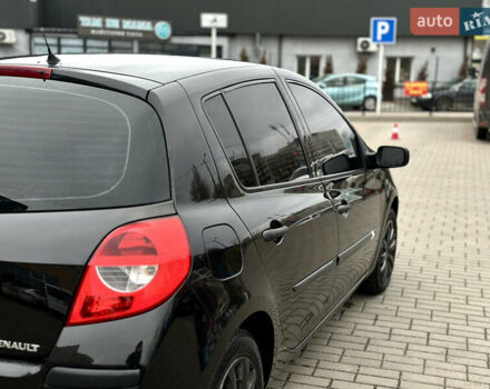 Чорний Рено Кліо, об'ємом двигуна 1.39 л та пробігом 285 тис. км за 4400 $, фото 5 на Automoto.ua