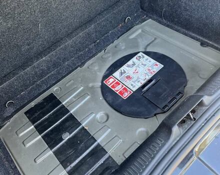 Черный Рено Клио, объемом двигателя 1.15 л и пробегом 234 тыс. км за 3950 $, фото 42 на Automoto.ua