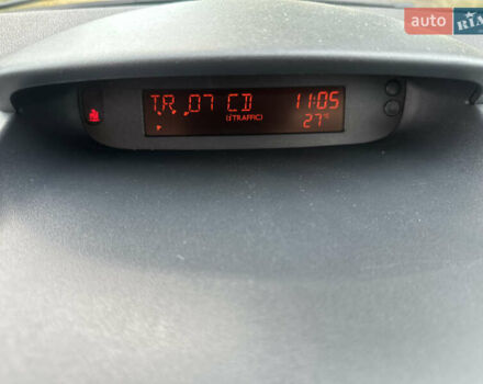 Черный Рено Клио, объемом двигателя 1.6 л и пробегом 221 тыс. км за 5499 $, фото 10 на Automoto.ua