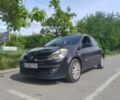 Черный Рено Клио, объемом двигателя 1.6 л и пробегом 280 тыс. км за 4950 $, фото 1 на Automoto.ua