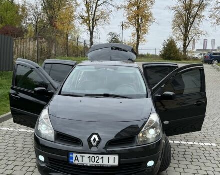Чорний Рено Кліо, об'ємом двигуна 1.1 л та пробігом 240 тис. км за 4800 $, фото 4 на Automoto.ua