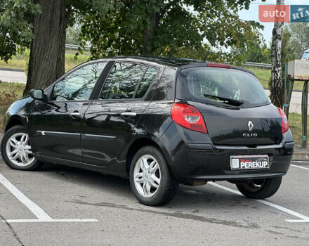 Черный Рено Клио, объемом двигателя 1.6 л и пробегом 221 тыс. км за 5499 $, фото 4 на Automoto.ua