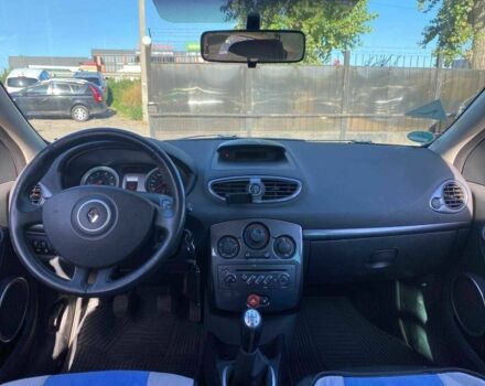 Черный Рено Клио, объемом двигателя 1.6 л и пробегом 275 тыс. км за 5500 $, фото 5 на Automoto.ua