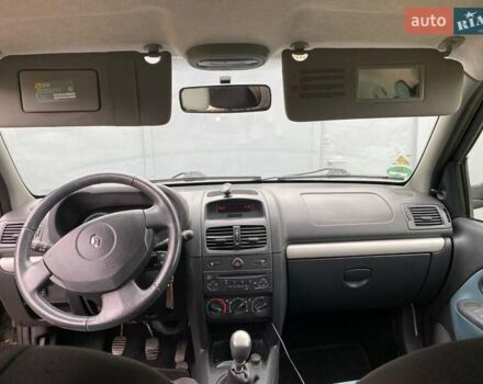 Черный Рено Клио, объемом двигателя 1.2 л и пробегом 224 тыс. км за 3900 $, фото 5 на Automoto.ua