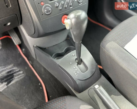 Черный Рено Клио, объемом двигателя 1.6 л и пробегом 221 тыс. км за 5499 $, фото 12 на Automoto.ua