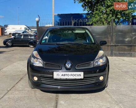 Черный Рено Клио, объемом двигателя 1.6 л и пробегом 272 тыс. км за 5490 $, фото 1 на Automoto.ua