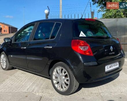 Черный Рено Клио, объемом двигателя 1.6 л и пробегом 272 тыс. км за 5490 $, фото 6 на Automoto.ua
