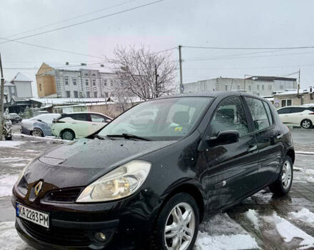 Черный Рено Клио, объемом двигателя 1.6 л и пробегом 221 тыс. км за 5500 $, фото 3 на Automoto.ua